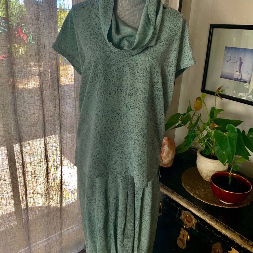 Joanie Char vintage silk set.